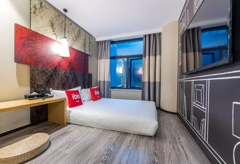 هتل Ibis Chongqing Jiefangbei Pedestrian Street