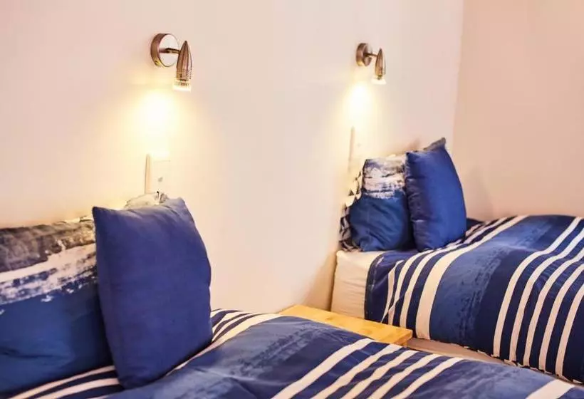 هتل Meikes Guesthouse