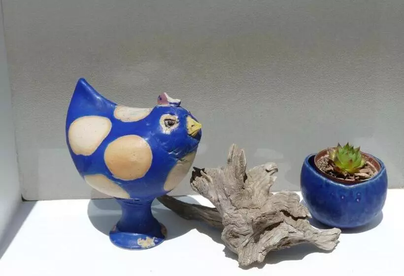 هتل Meikes Guesthouse