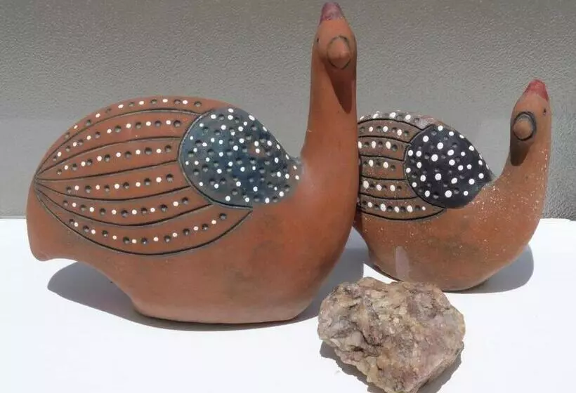 هتل Meikes Guesthouse