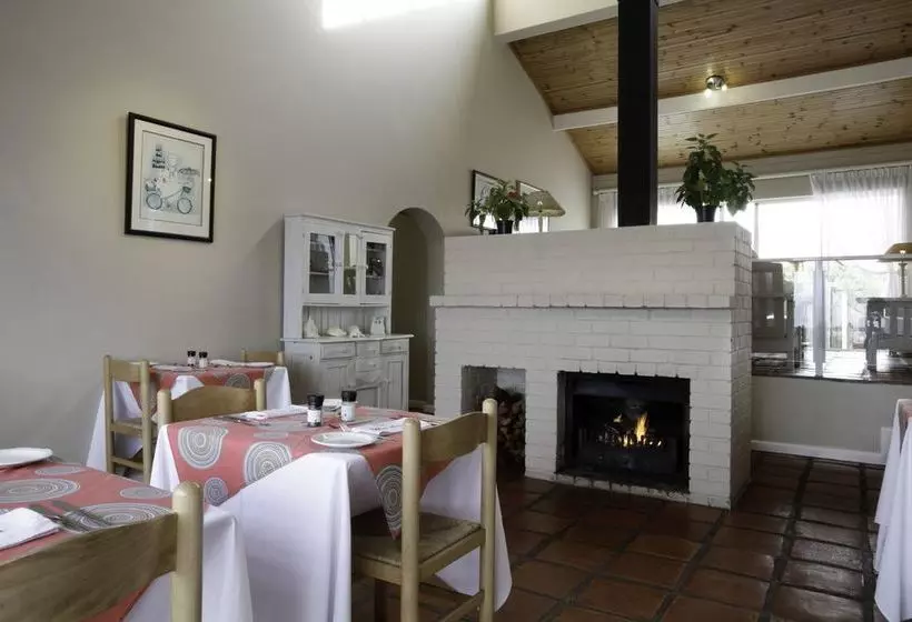 בית מלון כפרי Mes Amis Beach Guest House