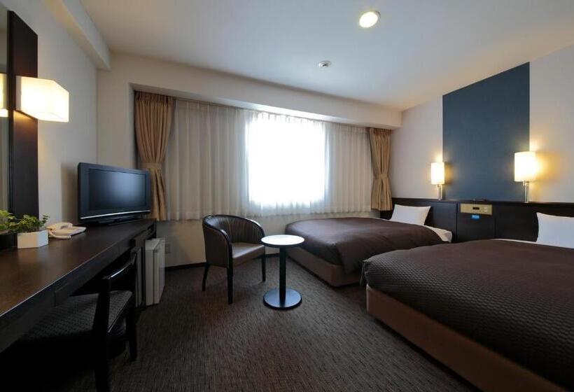 Отель Nishitetsu Inn Kochi Harimayabashi