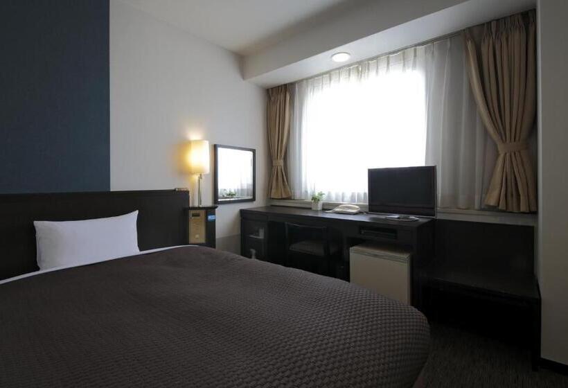 Отель Nishitetsu Inn Kochi Harimayabashi