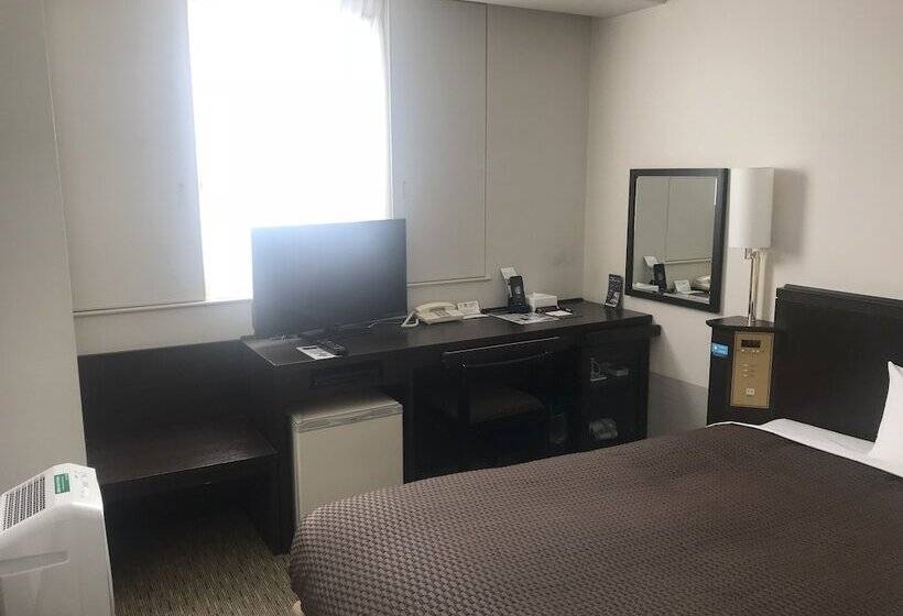 Отель Nishitetsu Inn Kochi Harimayabashi