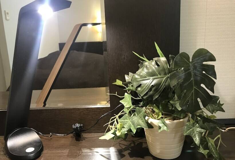 Отель Nishitetsu Inn Kochi Harimayabashi