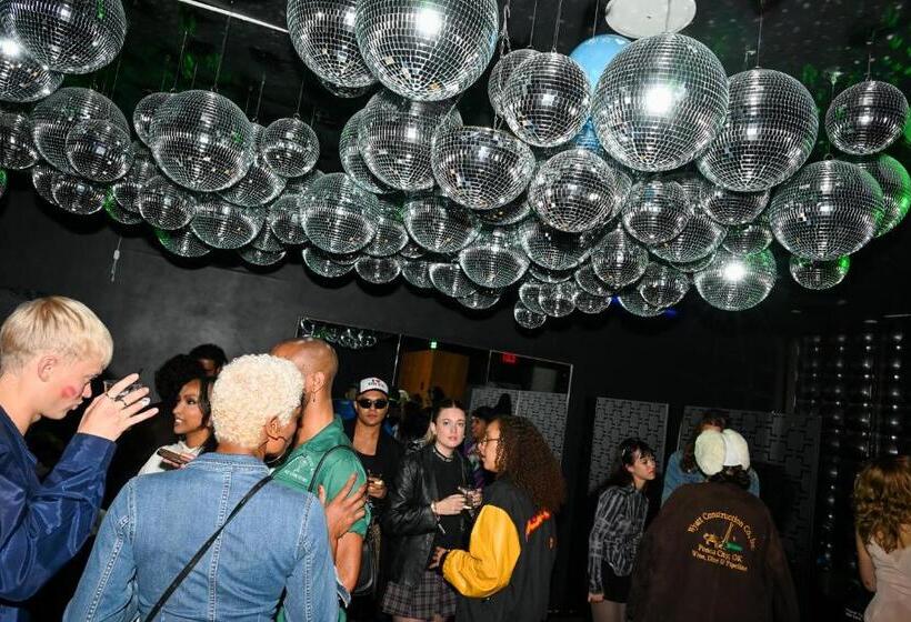 فندق Alameda Highline