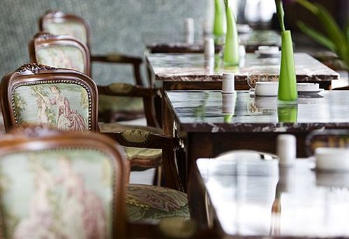 בית מלון כפרי Treasure Island