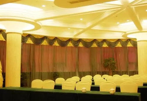 Hotel Treasure Island