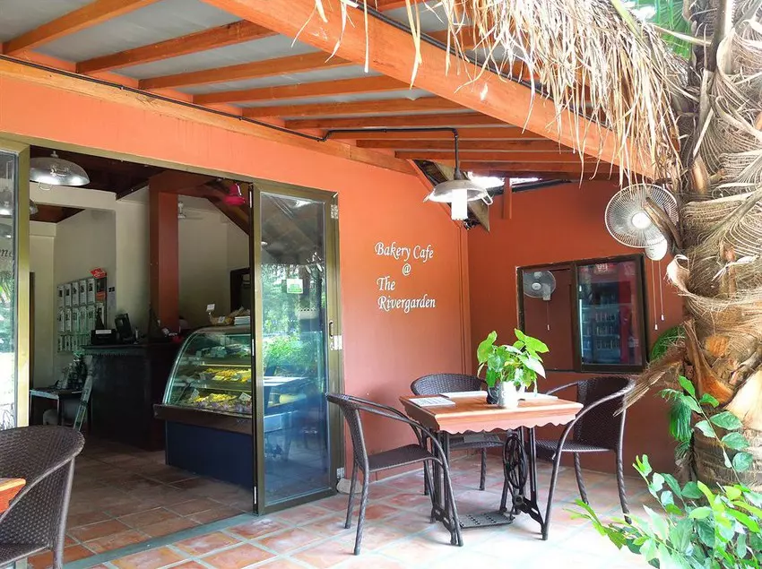 리조트 The River Garden Siem Reap