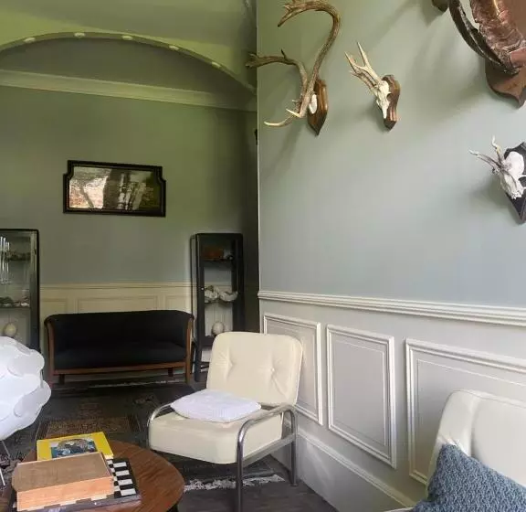 ベッドアンドブレックファースト Chateau De Vaugelas   Charmant Domaine Près De Valence