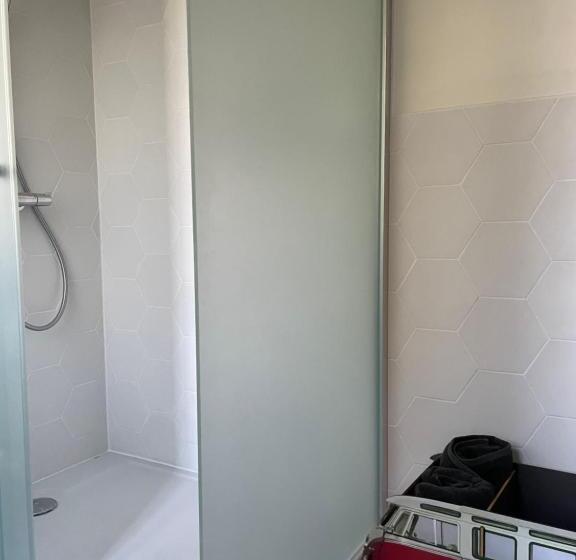 住宿加早餐  Chateau De Vaugelas   Charmant Domaine Près De Valence