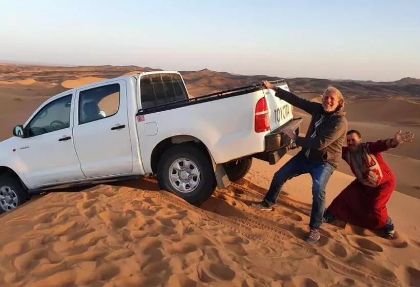 Hotelli Merzouga Camp Erg Znaïgui