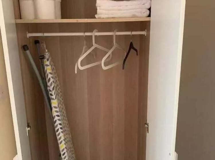 پانسیون Affordable Suites