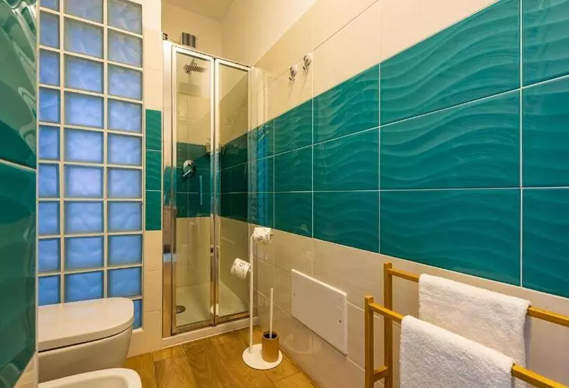 Aamiaismajoitus (B&B) L Approdo Via Ancona