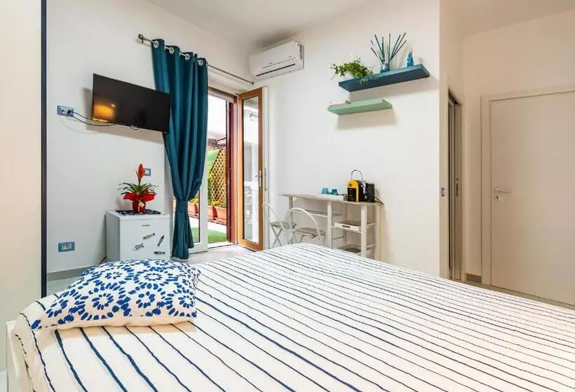 Aamiaismajoitus (B&B) L Approdo Via Ancona