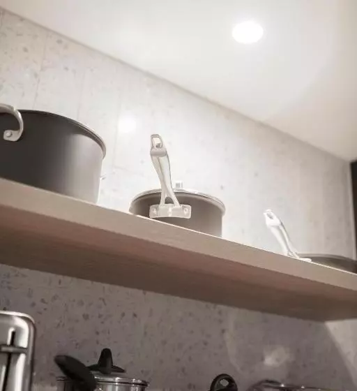 Upscale Rainey St Condo Homes   Peloton, Gym, Rooftop Pool, Wifi Included