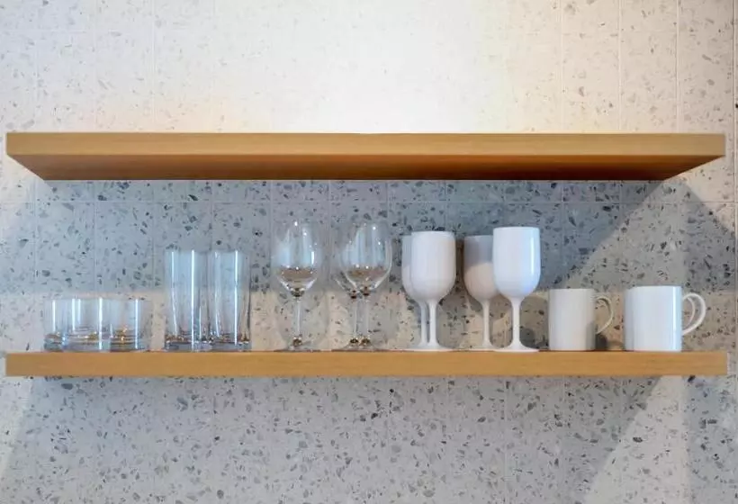 Upscale Rainey St Condo Homes   Peloton, Gym, Rooftop Pool, Wifi Included