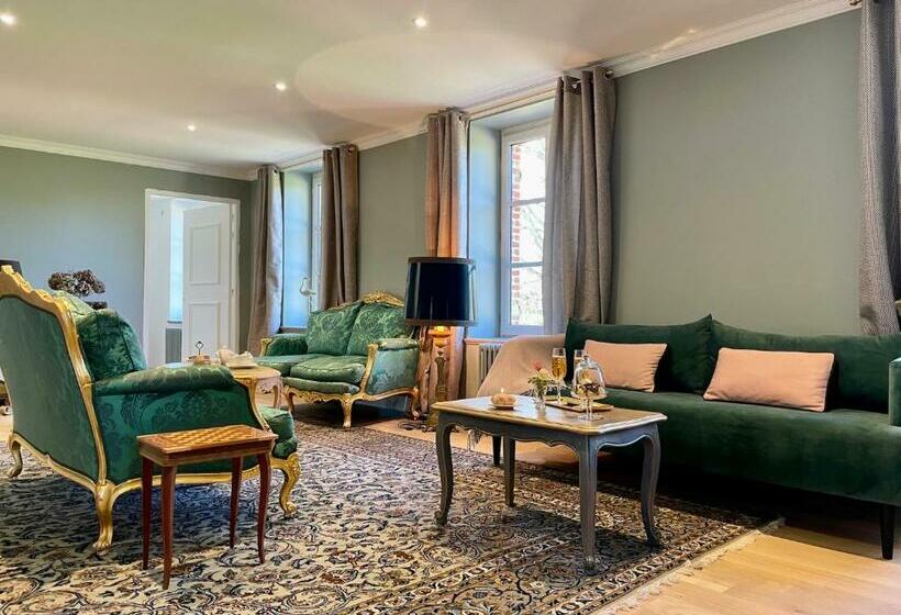 Bed and Breakfast Anelys  Château Du Bocage