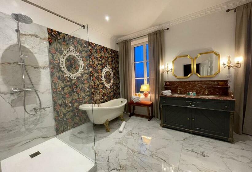 Bed and Breakfast Anelys  Château Du Bocage