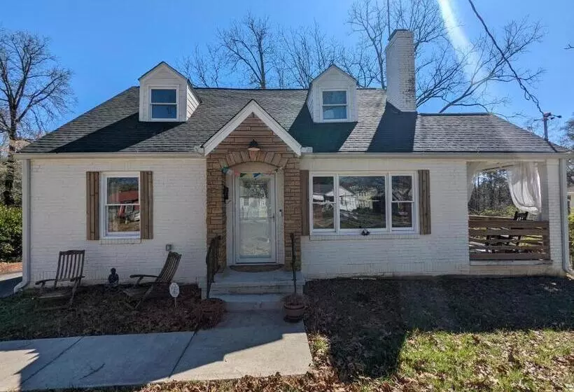 Ekstasis Hostel & Urban Farm