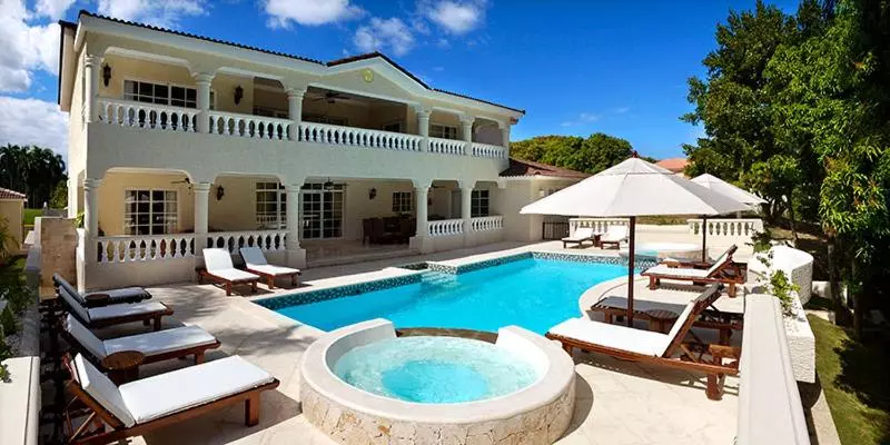 ホテル Affordable Luxury Resort Club