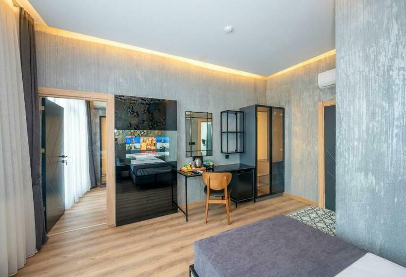 Hotel Continental Airport