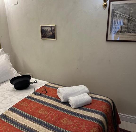 پانسیون Familly Rooms  Cà Del Traghetto