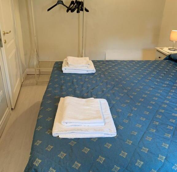 پانسیون Familly Rooms  Cà Del Traghetto