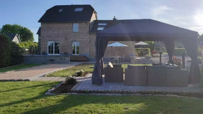 Majatalo B&b La Bouverie Hf