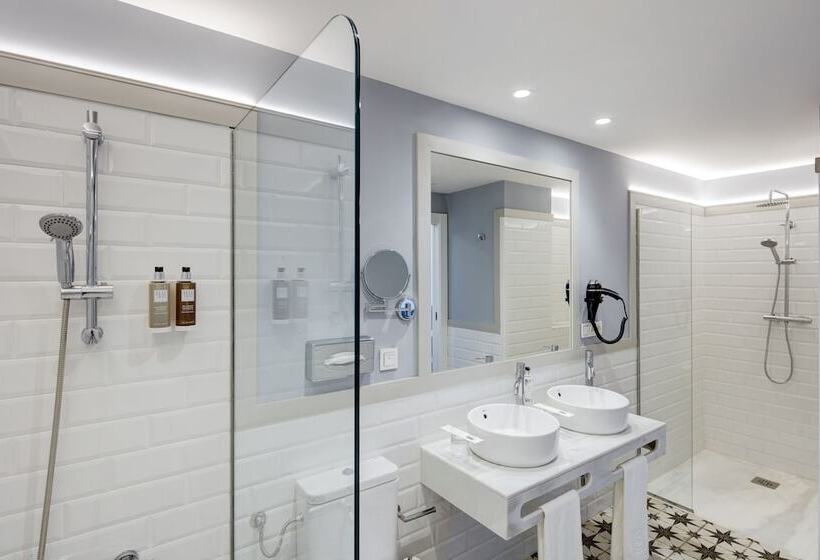 Sercotel Granada Suites