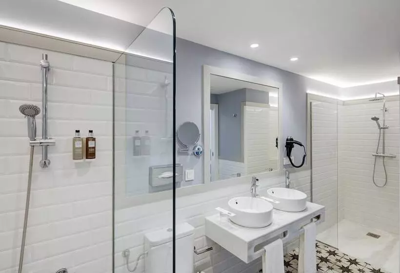 Sercotel Granada Suites