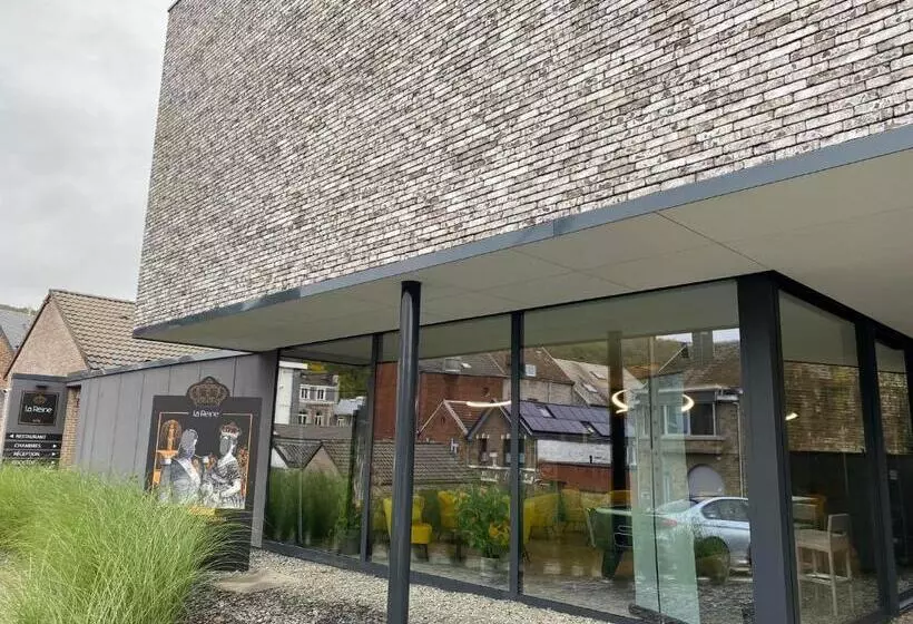 Hotelli Boutique Hôtel, La Cour De La Reine, Rooftop & Bistronomique Restaurant