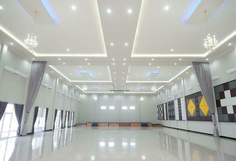 Hotel Reddoorz Plus @ Jl Pemuda Pati