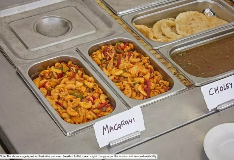 ホテル Treebo Sans Sarav Kushalnagar