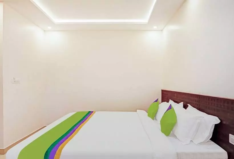 ホテル Treebo Sans Sarav Kushalnagar