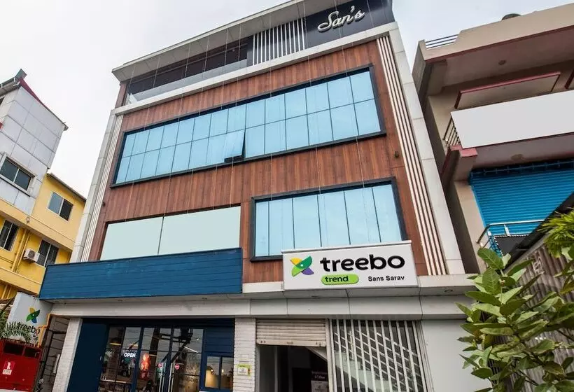 ホテル Treebo Sans Sarav Kushalnagar