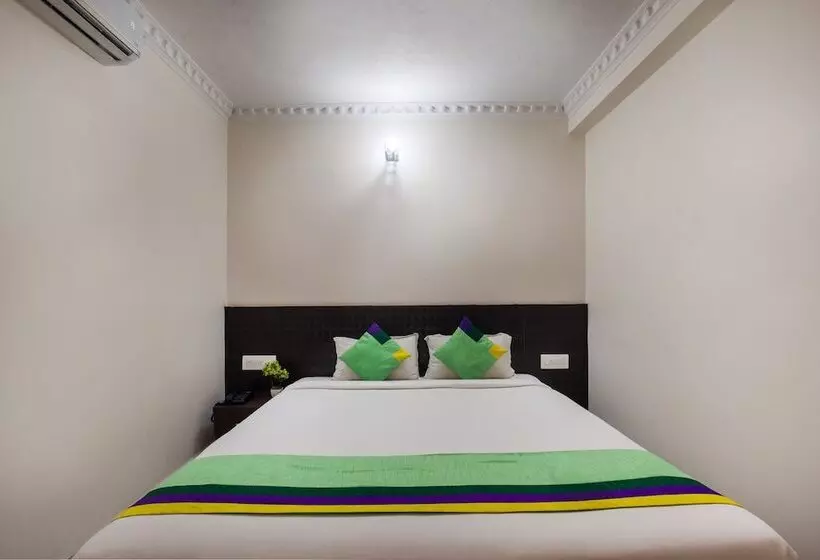 ホテル Treebo Sans Sarav Kushalnagar