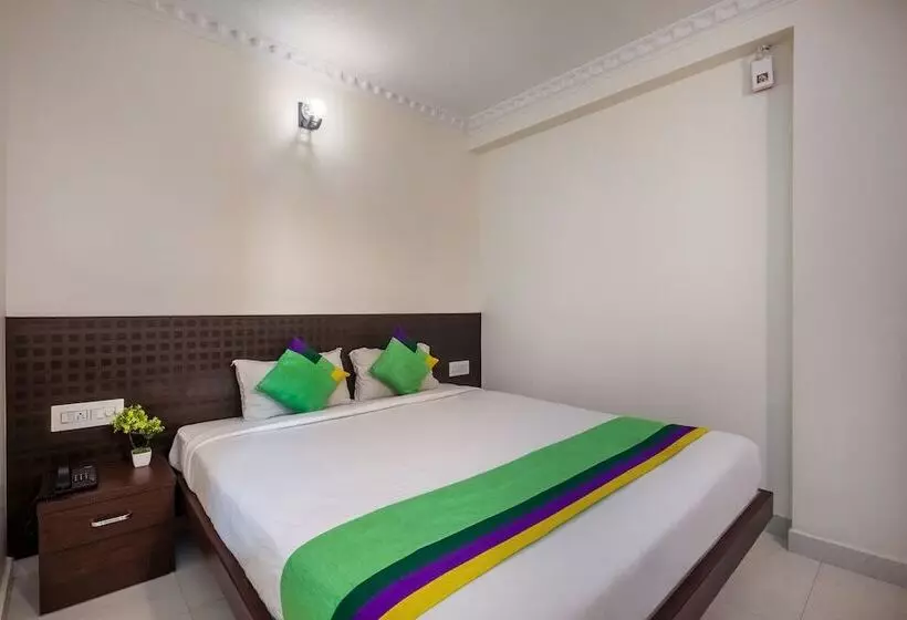 ホテル Treebo Sans Sarav Kushalnagar