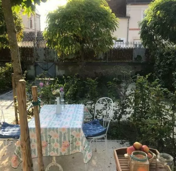 ベッドアンドブレックファースト La Joséphine