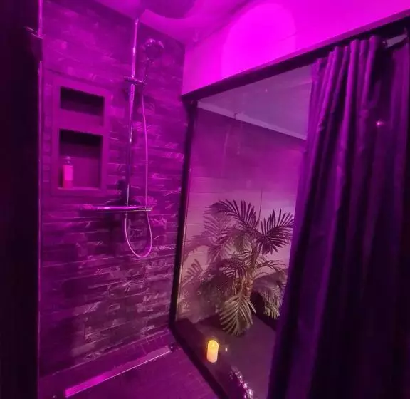 Aamiaismajoitus (B&B) Loveroom Sexyloveroom