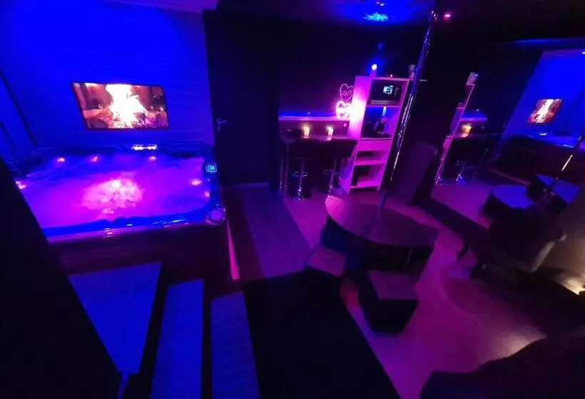 Aamiaismajoitus (B&B) Loveroom Sexyloveroom