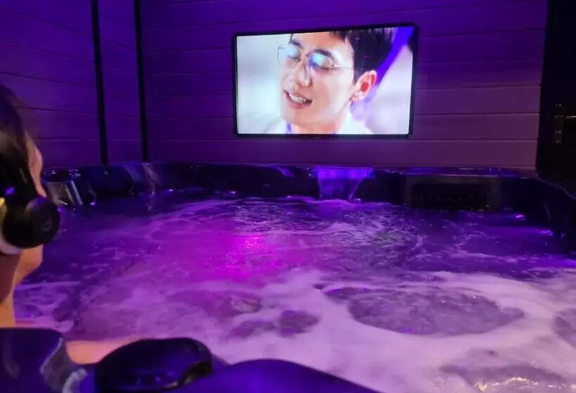 Aamiaismajoitus (B&B) Loveroom Sexyloveroom