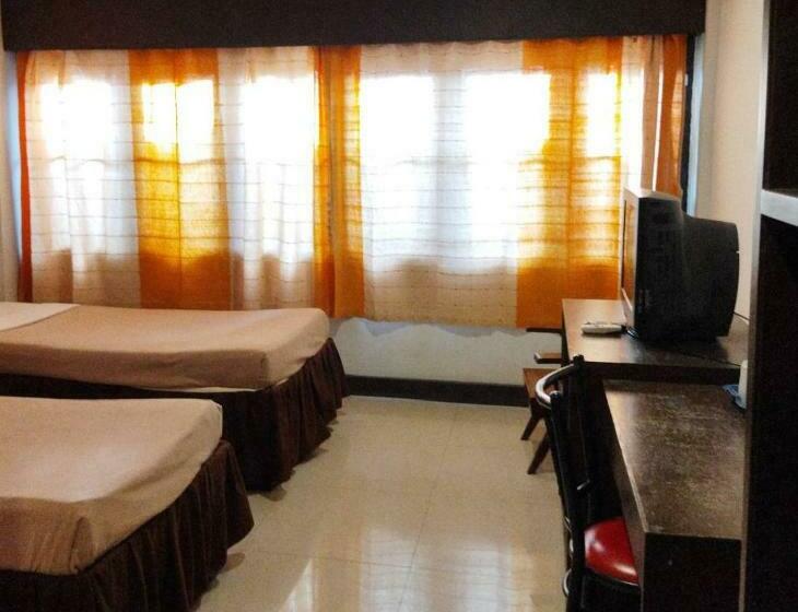 בית מלון כפרי ไทยโฮเต็ล