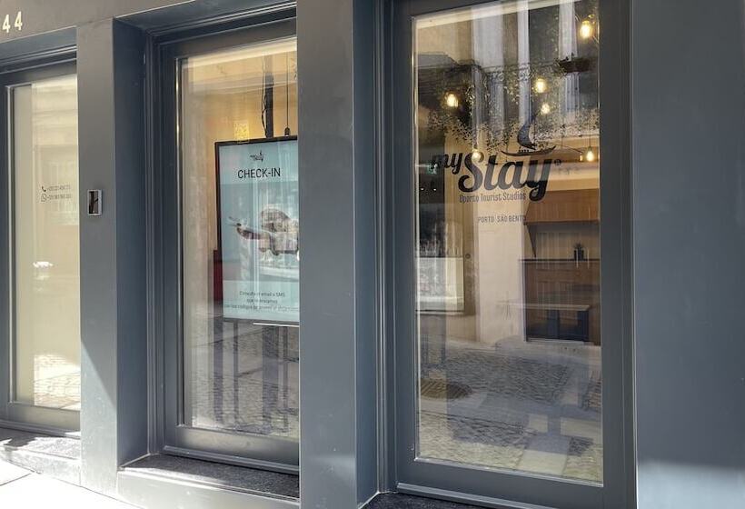 هتل Mystay Porto São Bento