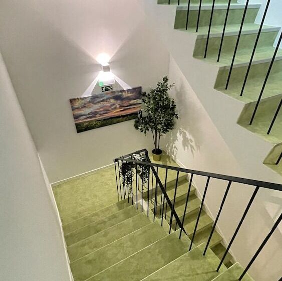 هتل Mystay Porto São Bento