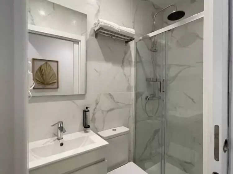 هتل Mystay Porto São Bento