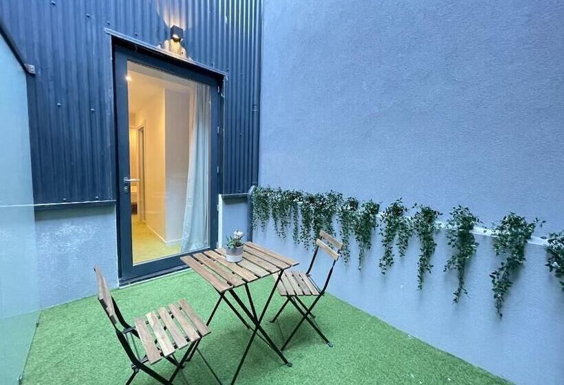 هتل Mystay Porto São Bento