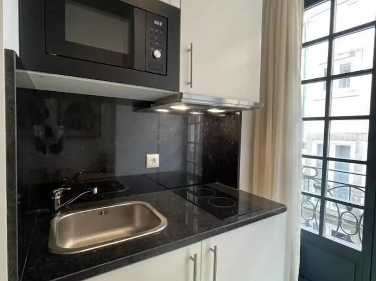هتل Mystay Porto São Bento