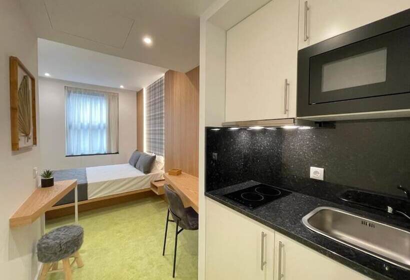 هتل Mystay Porto São Bento