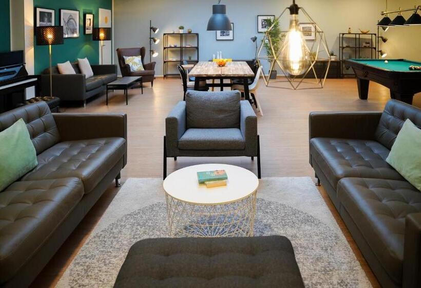 Citadines South Vienna